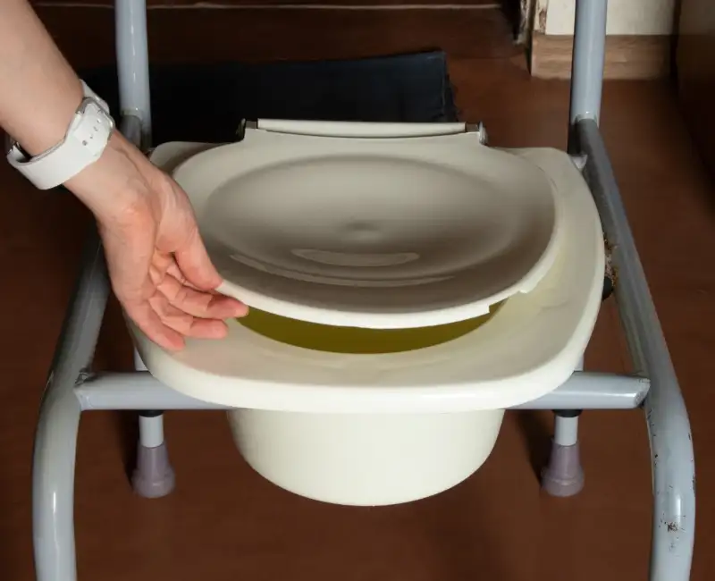 Chaise percée Club Océan avec galette